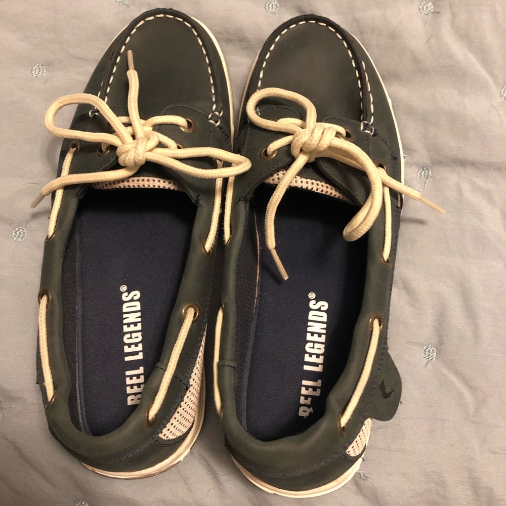 Reel Legends Lady Deck Shoes Sz. 6